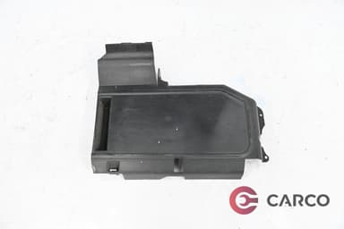 Интериорна лайсна 8200249842 за RENAULT MODUS / GRAND MODUS (F/JP0_) 1.4 (JP01, JP0J) (2004)