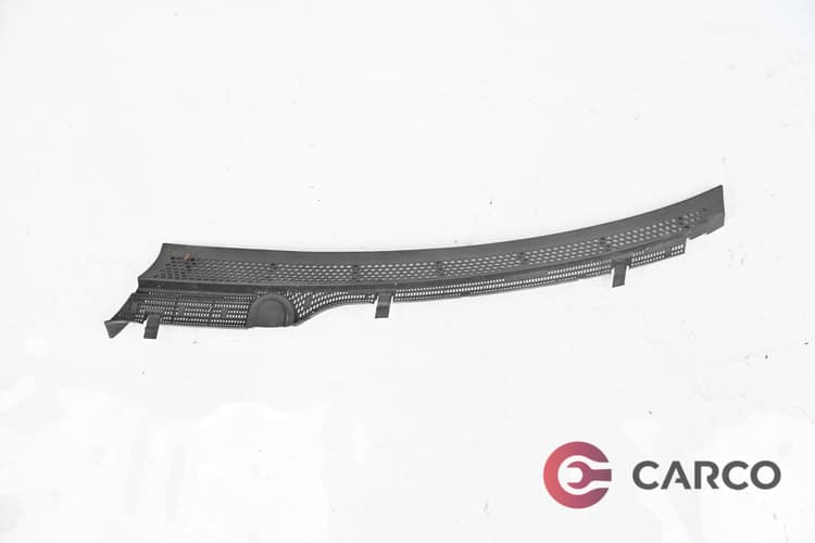 Лайсна под чистачки лява за MERCEDES-BENZ C-CLASS седан (W202) C 180 (202.018) (1993 - 2000)