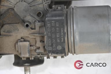 Моторче чистачки предни 0 390 241 551 за VW POLO (6R, 6C) 1.6 TDI (2009 - 2017)