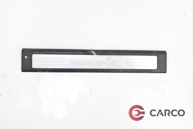 Вътрешен праг преден ляв А1646803335 за MERCEDES-BENZ M-CLASS (W164) ML 320 CDI 4-matic (164.122) (2005)