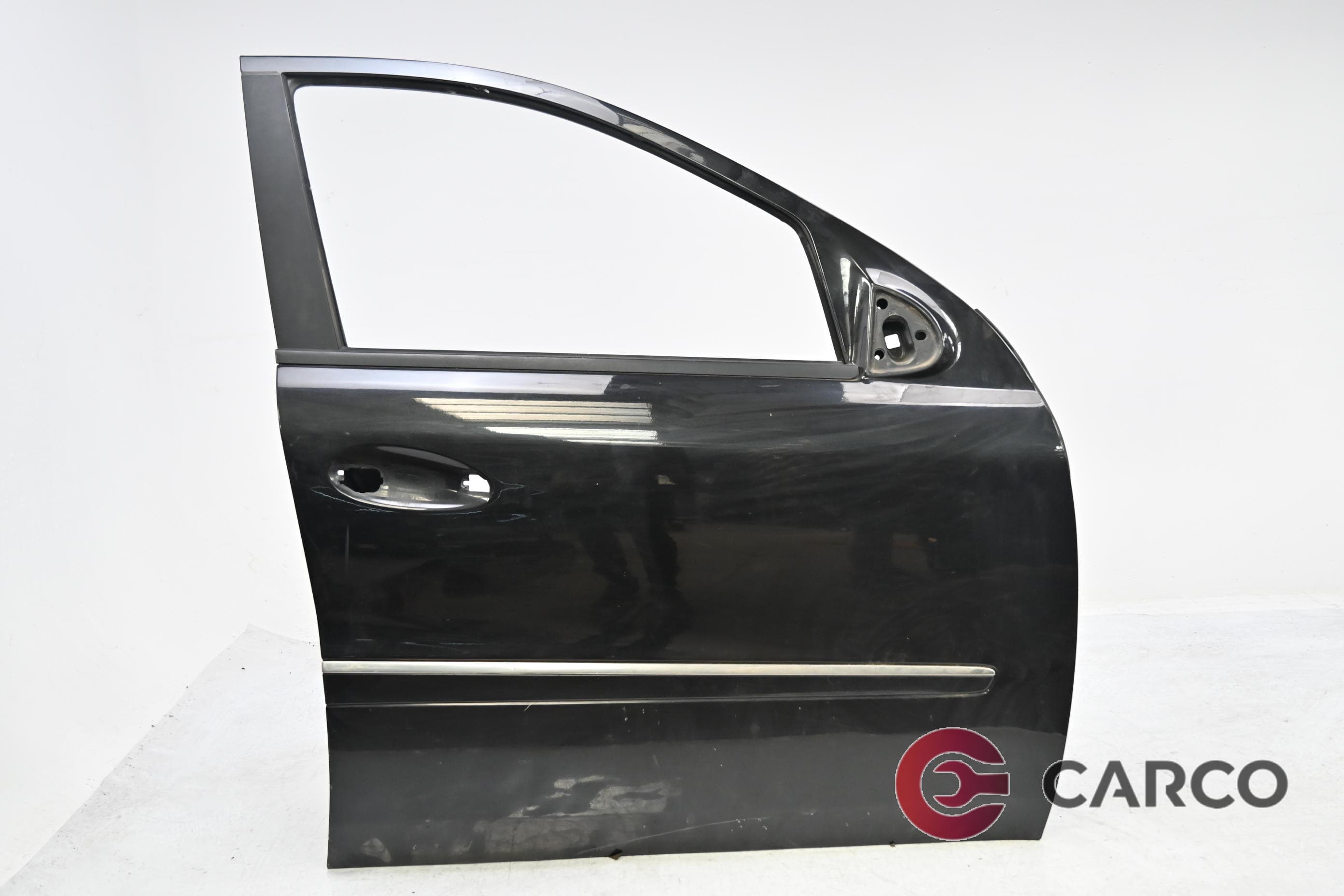 Врата предна дясна за MERCEDES-BENZ M-CLASS (W164) ML 320 CDI 4-matic (164.122) (2005)