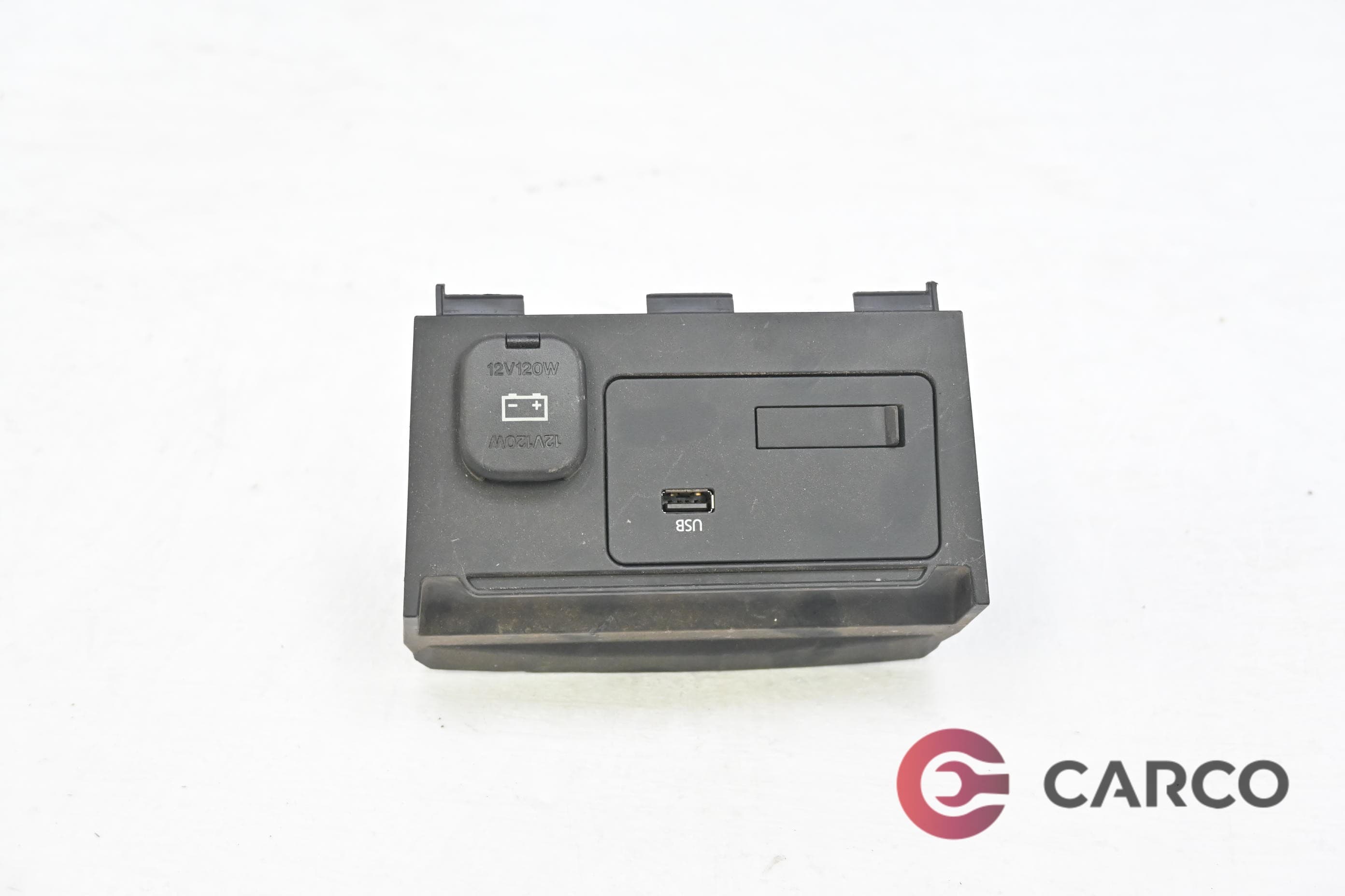 Зареждачка 12V120W и USB порт за MAZDA 3 (BP) 2.5 (2019)