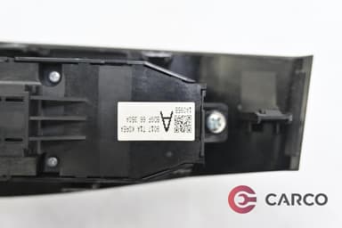 Панел копчета ел стъкла за MAZDA 3 (BP) 2.5 (2019)