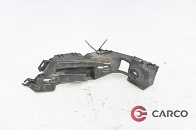 Водач задна броня десен 1К6 807 394 EZT за VW GOLF V (1K1) 1.6 FSI (2003 - 2009)