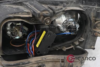 Фар десен за FORD MONDEO Mk III комби (BWY) 2.0 16V (2000 - 2007)