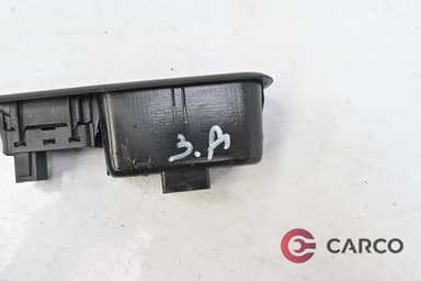 Панел копче ел стъкло задно дясно за PEUGEOT 3008 2.0 HDi Hybrid4 (2009)