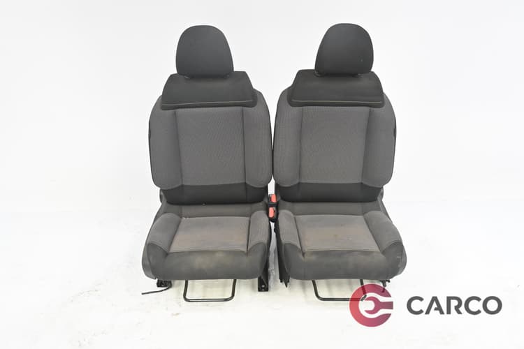 Седалки предни за Citroen C3 III 1.2 l3 (2016)