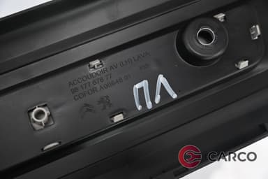 Интериорна лайсна предна лява 9817767877 за Citroen C3 III 1.2 l3 (2016)