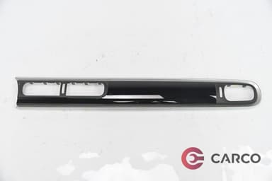 Интериорна лайсна 9812401777 за Citroen C3 III 1.2 l3 (2016)