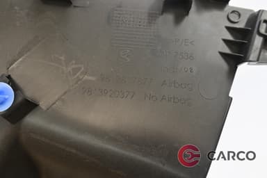Интериорна лайсна задна лява 9812817877 за Citroen C3 III 1.2 l3 (2016)