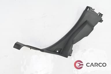 Интериорна лайсна задна дясна 9812817777 за Citroen C3 III 1.2 l3 (2016)