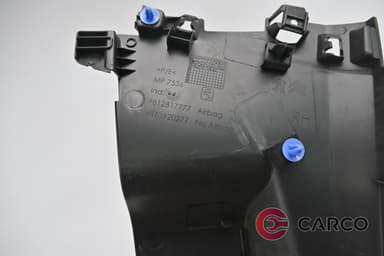 Интериорна лайсна задна дясна 9812817777 за Citroen C3 III 1.2 l3 (2016)