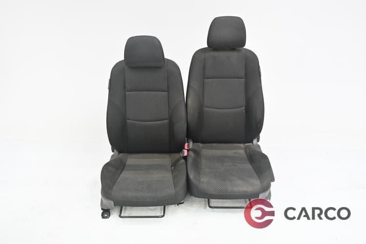 Седалки предни за HYUNDAI i30 FACELIFT  CW (FD) 1.4 (2007 - 2012)