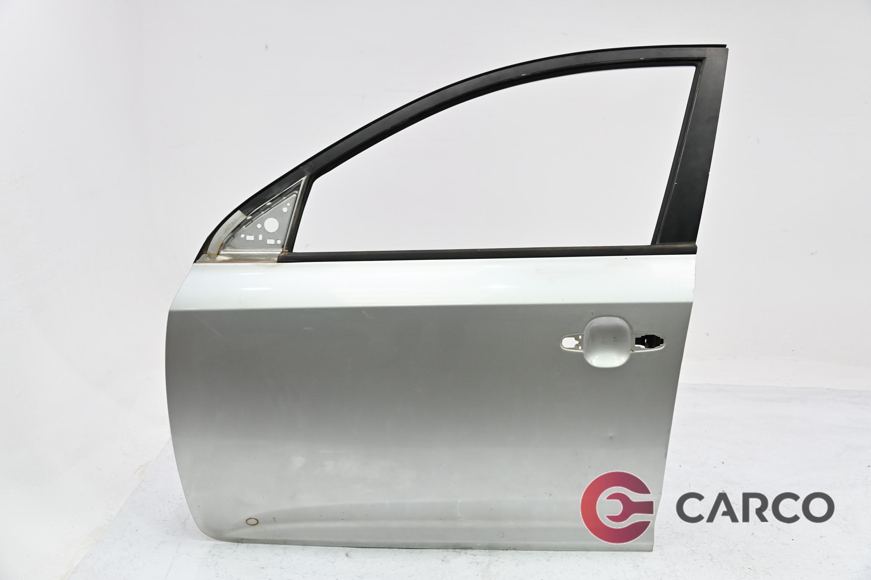 Врата предна лява за KIA CEE'D хетчбек (ED) 1.4 (2006 - 2012)
