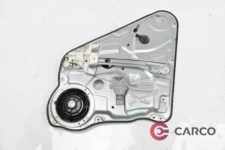 Стъклоповдигач заден десен с панел врата за KIA CEE'D хетчбек (ED) 1.4 (2006 - 2012)