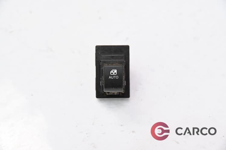 Копче ел стъкло задно ляво за KIA CEE'D хетчбек (ED) 1.4 (2006 - 2012)