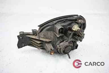 Фар десен за SUBARU IMPREZA комби (GF) 1.6 i AWD (1992 - 2000)