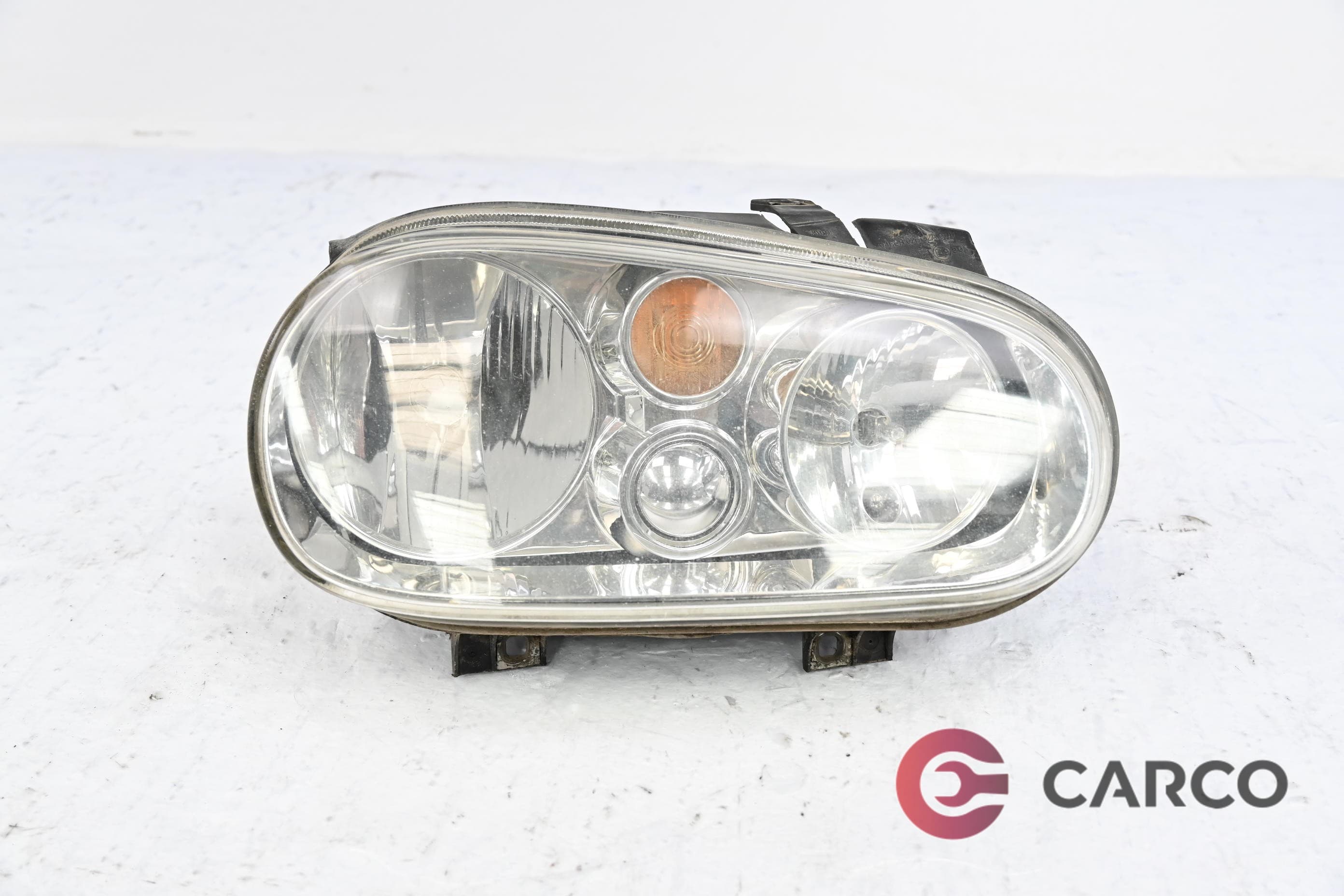 Фар десен за VW GOLF Mk IV (1J1) 1.4 16V (1997 - 2005)