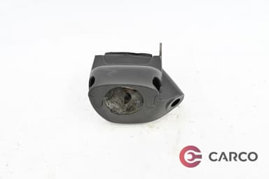 Конзола около волан за OPEL ASTRA J FACELIFT седан 1.6 CDTi (2012)