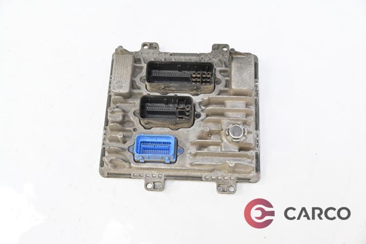 Компютър двигател за OPEL ASTRA J FACELIFT седан 1.6 CDTi (2012)