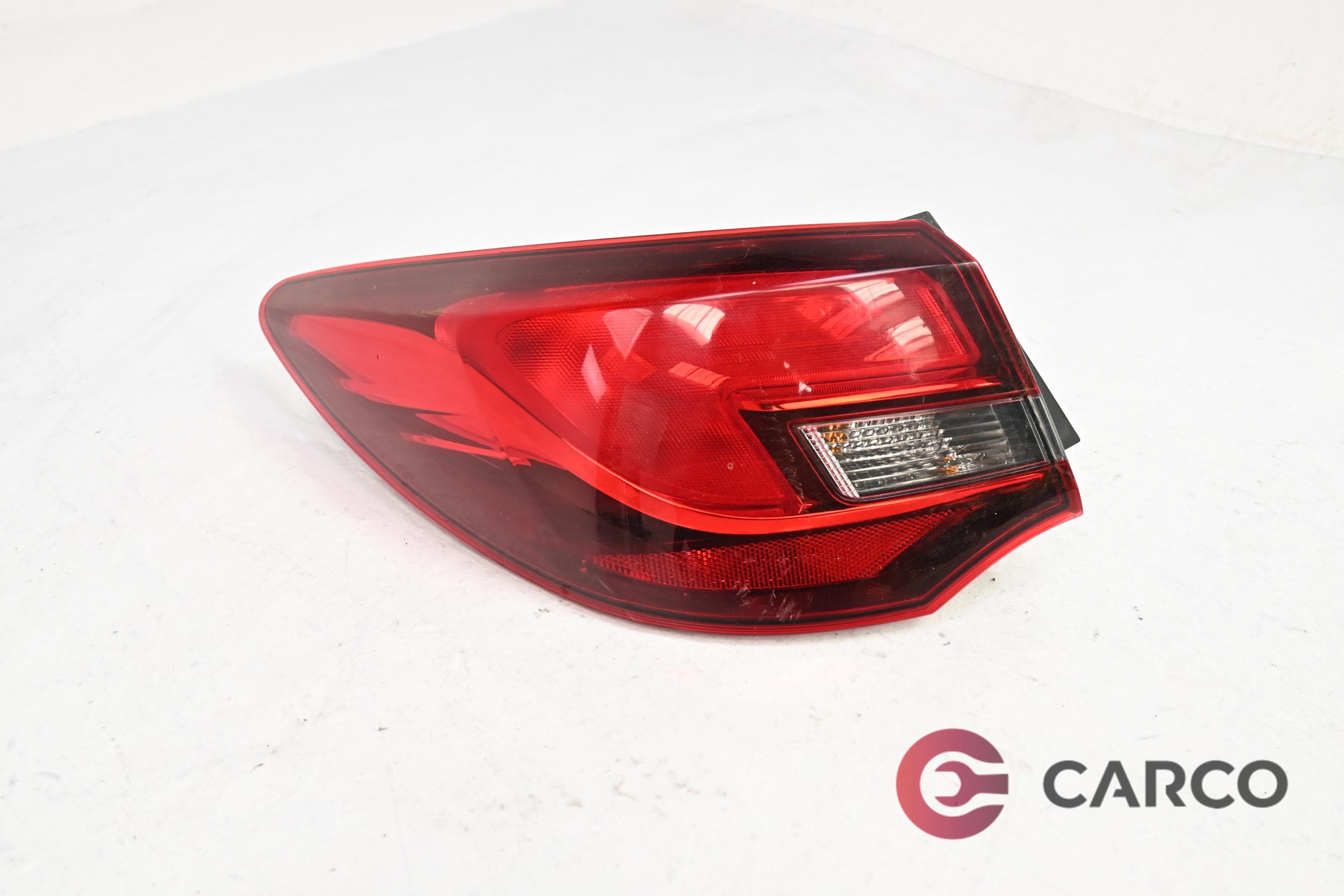 Стоп външен ляв за OPEL ASTRA J FACELIFT седан 1.6 CDTi (2012)