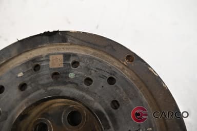 Демпферна шайба 5556985 за OPEL ASTRA J FACELIFT седан 1.6 CDTi (2012)