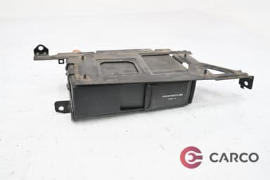 CD чейнджър 7L5 035 227 за PORSCHE CAYENNE (9PA, 955) S 4.5 (2002 - 2010)