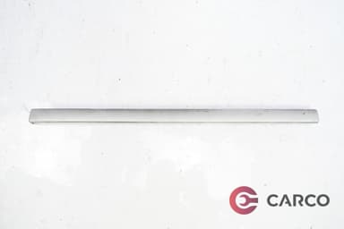 Интериоарна лайсна 7L5 857 222 за PORSCHE CAYENNE (9PA, 955) S 4.5 (2002 - 2010)