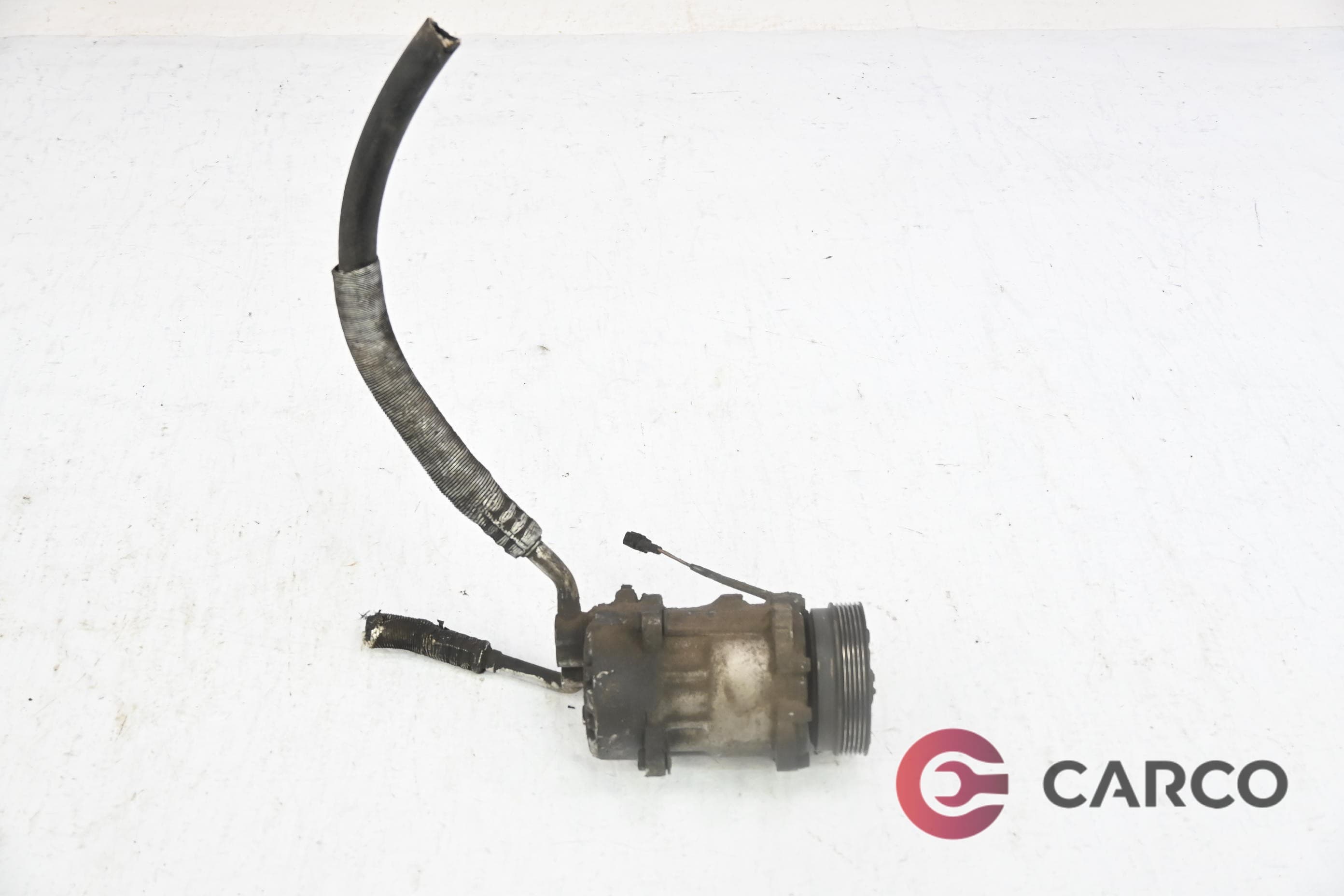 Компресор климатик 1 J0 820 803 A за VW GOLF Mk IV (1J1) 2.3 V5 (1997 - 2005)