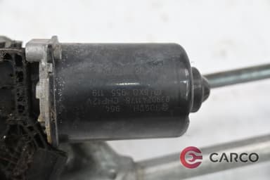 Моторче чистачки предни 0 390241178 за VW POLO Facelift (6N2) 1.0i (1999 - 2001)