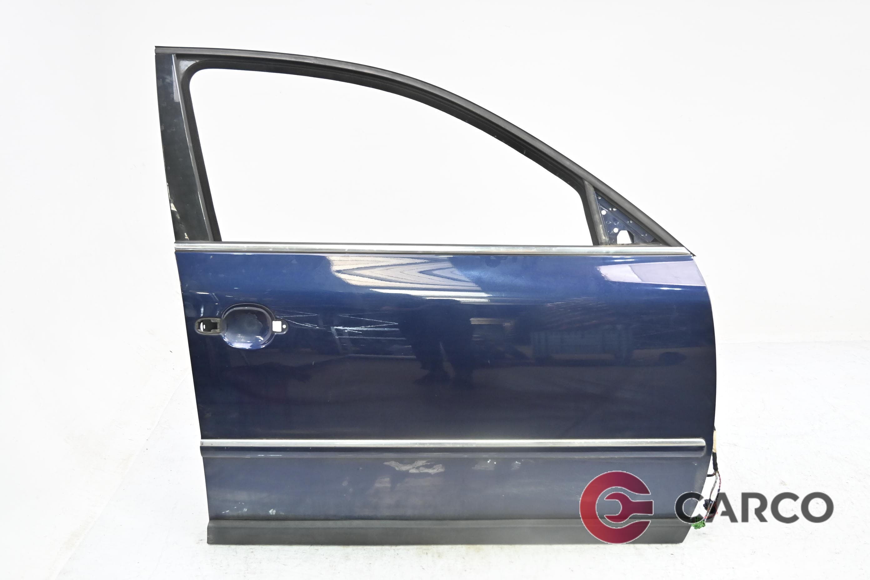 Врата предна дясна за VW PASSAT Variant B5.5 (3b6) 1.9 TDI (2000 - 2005)