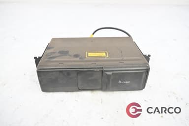 CD чейнджър за SEAT LEON (1M1) 1.9 TDI Syncro (1999 - 2006)