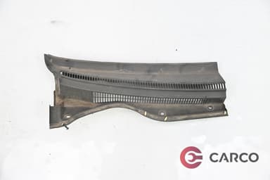 Лайсна под чистачки дясна 55708-13040 за TOYOTA COROLLA Verso (ZDE12_, CDE12_) 2.0 D-4D (2001 - 2004)