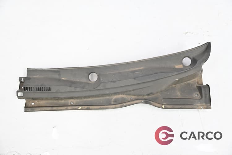Лайсна под чистачки лява 55709-13030 за TOYOTA COROLLA Verso (ZDE12_, CDE12_) 2.0 D-4D (2001 - 2004)