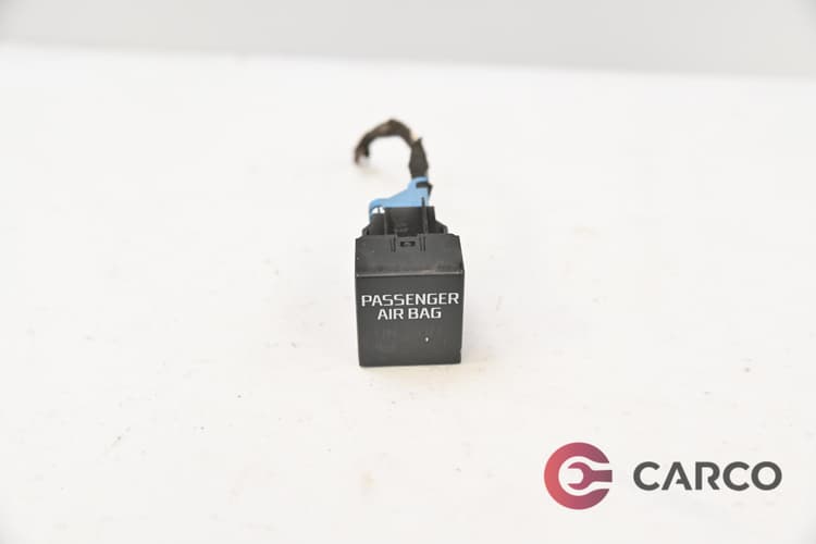 Копче PASSENGER AIRBAG 5L0919235A за SKODA YETI FACELIFT (5L) 2.0 TDI (2009)