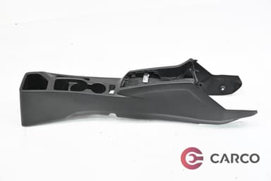 Конзола около скоростен лост и ръчна спирачка за HYUNDAI i20 (GB) 1.0 T-GDI (2014)