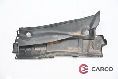 Лайсна под чистачки лява за TOYOTA COROLLA седан (E15_) 1.4 D-4D (2006)