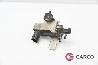 Вакуум клапан 25819-33030 за TOYOTA COROLLA седан (E15_) 1.4 D-4D (2006)