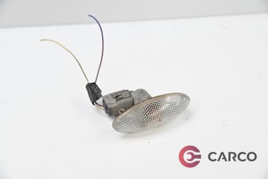 Мигач в калник за TOYOTA COROLLA седан (E15_) 1.4 D-4D (2006)