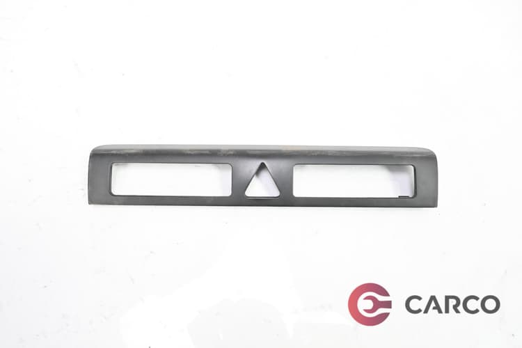 Лайсна около поставка чаши за AUDI A4 Avant (8D5, B5) 1.9 TDI (1994 - 2001)
