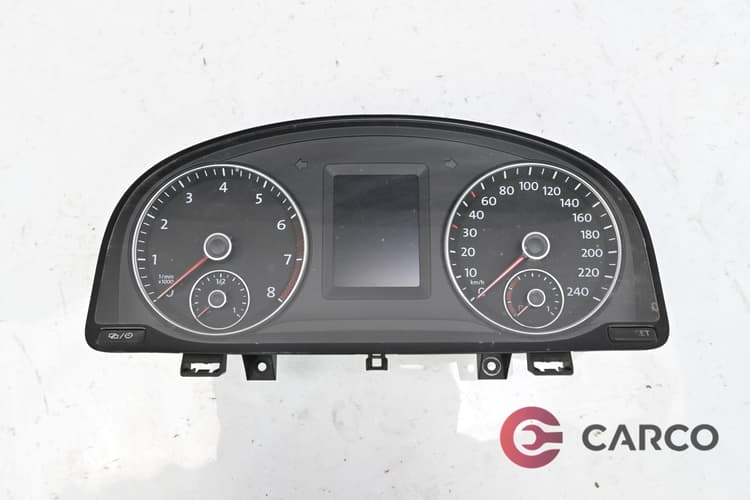 Километраж за VW TOURAN Second FACELIFT (1T3) 1.4 TSI EcoFuel (2010 - 2015)