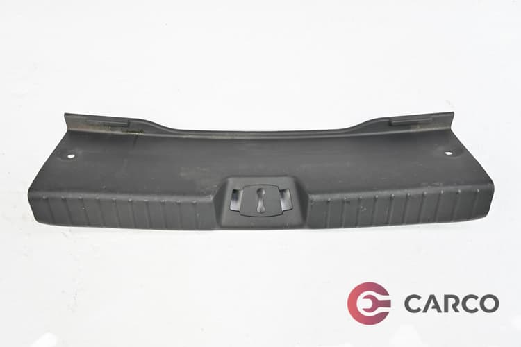 Лайсна около заключалка заден капак за HYUNDAI i30 (FD) 1.6 (2007 - 2012)