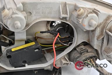Фар десен за ALFA ROMEO 147 (937) 1.9 JTD (937AXD1A) (2000 - 2010)