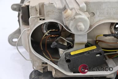 Фар десен за ALFA ROMEO 147 (937) 1.9 JTD (937AXD1A) (2000 - 2010)