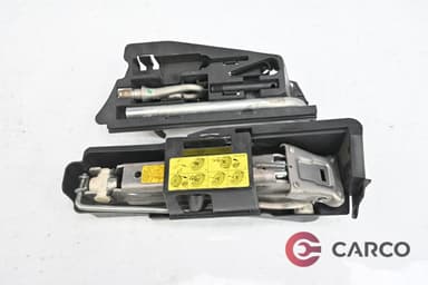 Крик с кутия инструменти комплект за AUDI A6 седан (4F2, C6) 2.0 TDI (2004 - 2011)