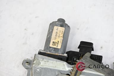 Машинка ел стъкло със стъклоповдигач предна дясна 13132435 за OPEL ZAFIRA B (A05) 1.9 CDTI (2005)