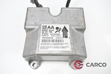 AIRBAG модул 13241766 за OPEL ZAFIRA B (A05) 1.9 CDTI (2005)