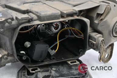 Фар десен за AUDI A6 седан (4F2, C6) 2.0 TDI (2004 - 2011)