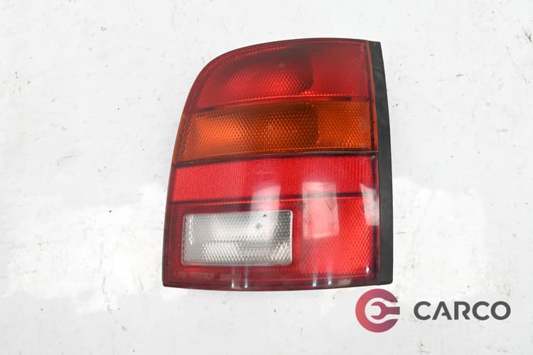 Стоп десен за NISSAN MICRA II (K11) 1.0 i 16V (1992 - 2003)