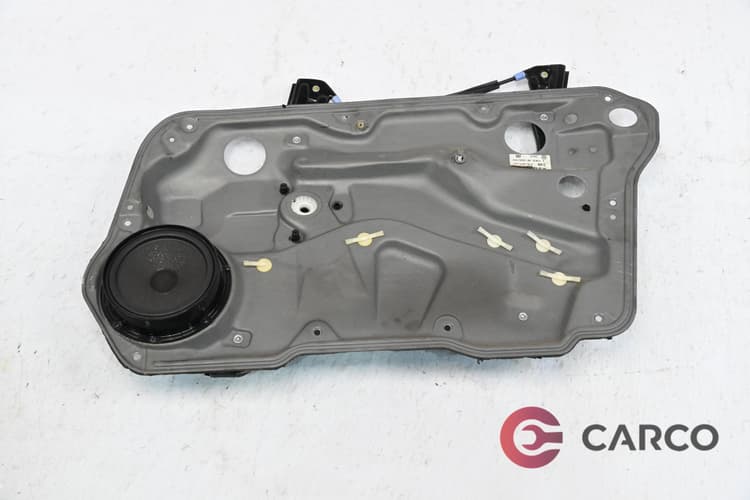 Стъклоповдигач с панел врата преден десен за VW GOLF Mk IV (1J1) 1.6 (1997 - 2005)